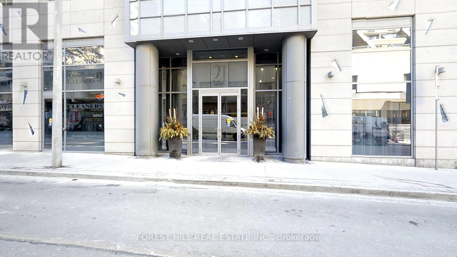 1002 - 21 Balmuto Street, Toronto, Ontario M4Y 1W4 - Photo 2 - C13586854