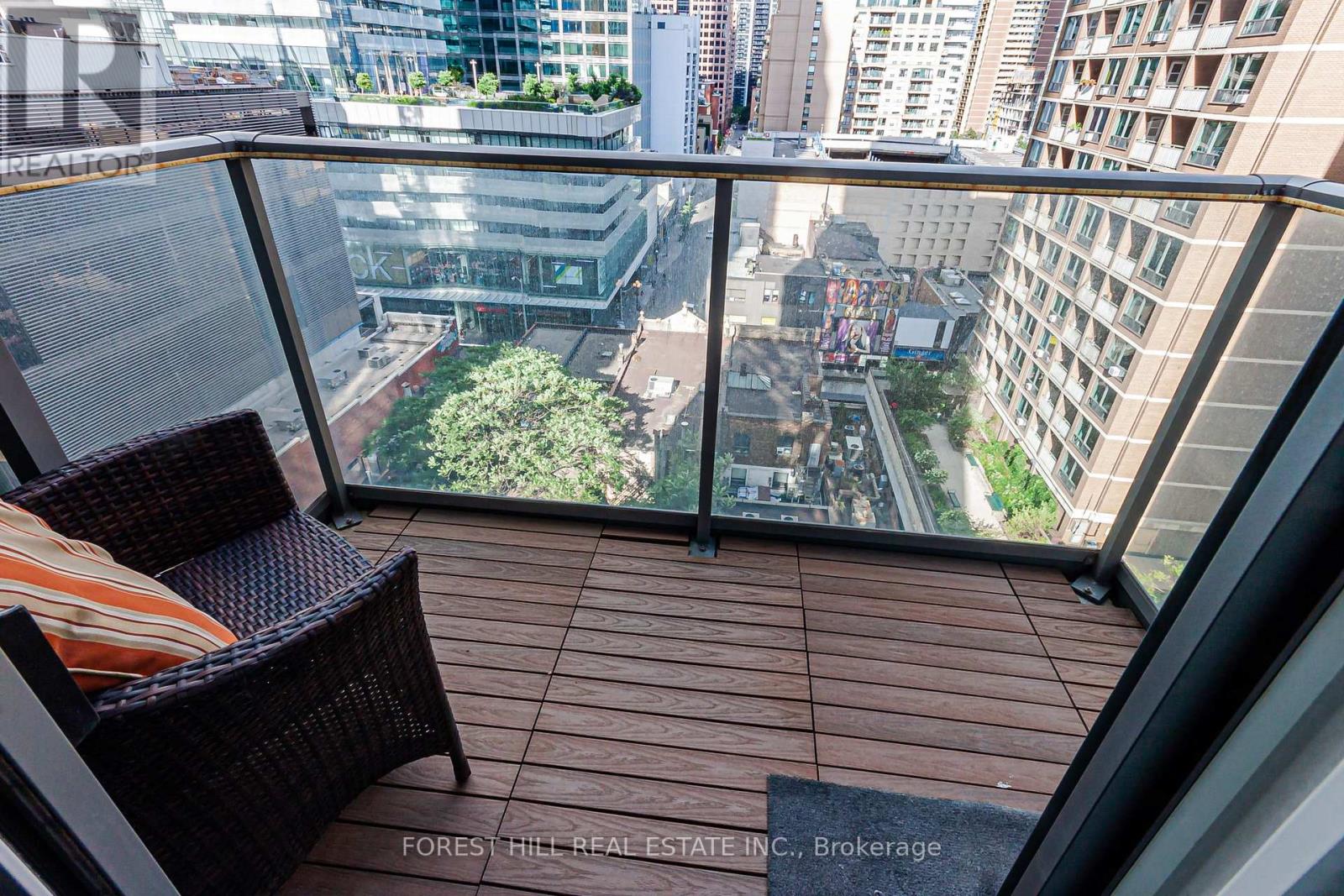1002 - 21 Balmuto Street, Toronto, Ontario M4Y 1W4 - Photo 22 - C13586854