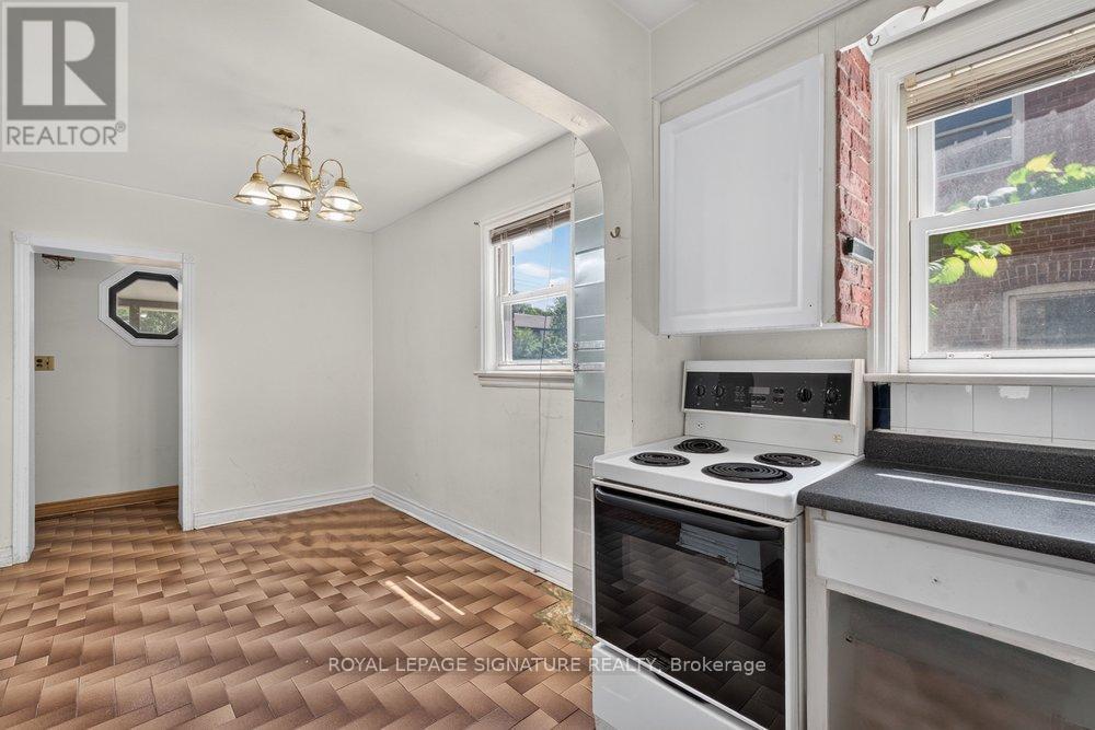 10 Rossford Road, Toronto, Ontario M1R 4B3 - Photo 7 - E13586838