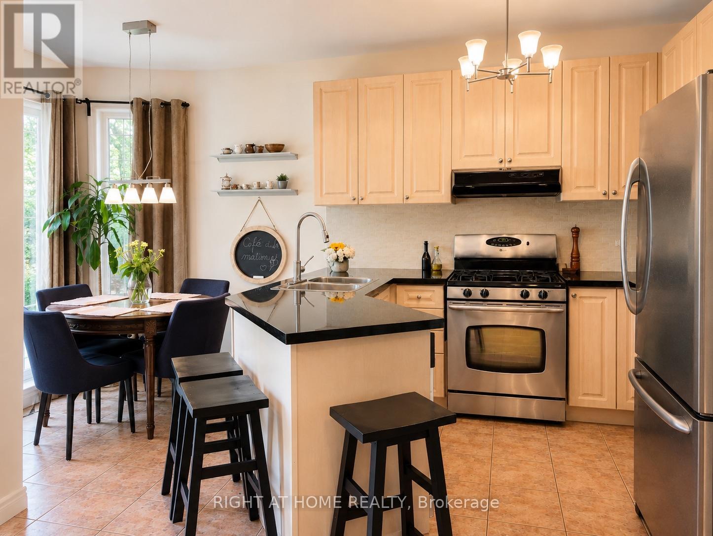 39 Pexton Avenue, Richmond Hill, Ontario L4E 4Y4 - Photo 6 - N13586872
