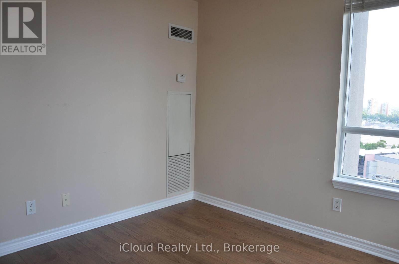 1610 - 388 Prince Of Wales Dr Drive, Mississauga, Ontario L5B 0A1 - Photo 18 - W13586830