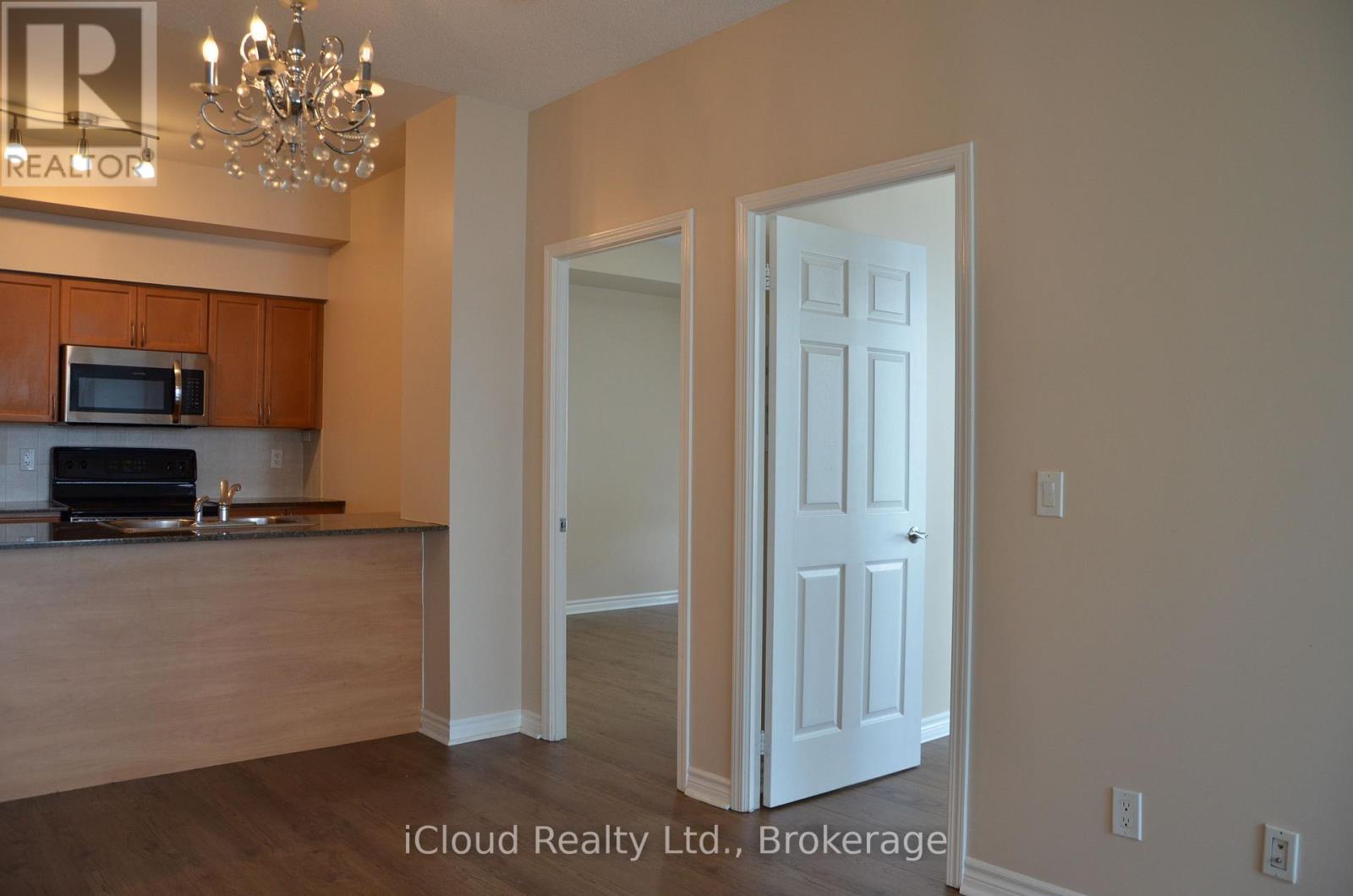 1610 - 388 Prince Of Wales Dr Drive, Mississauga, Ontario L5B 0A1 - Photo 28 - W13586830