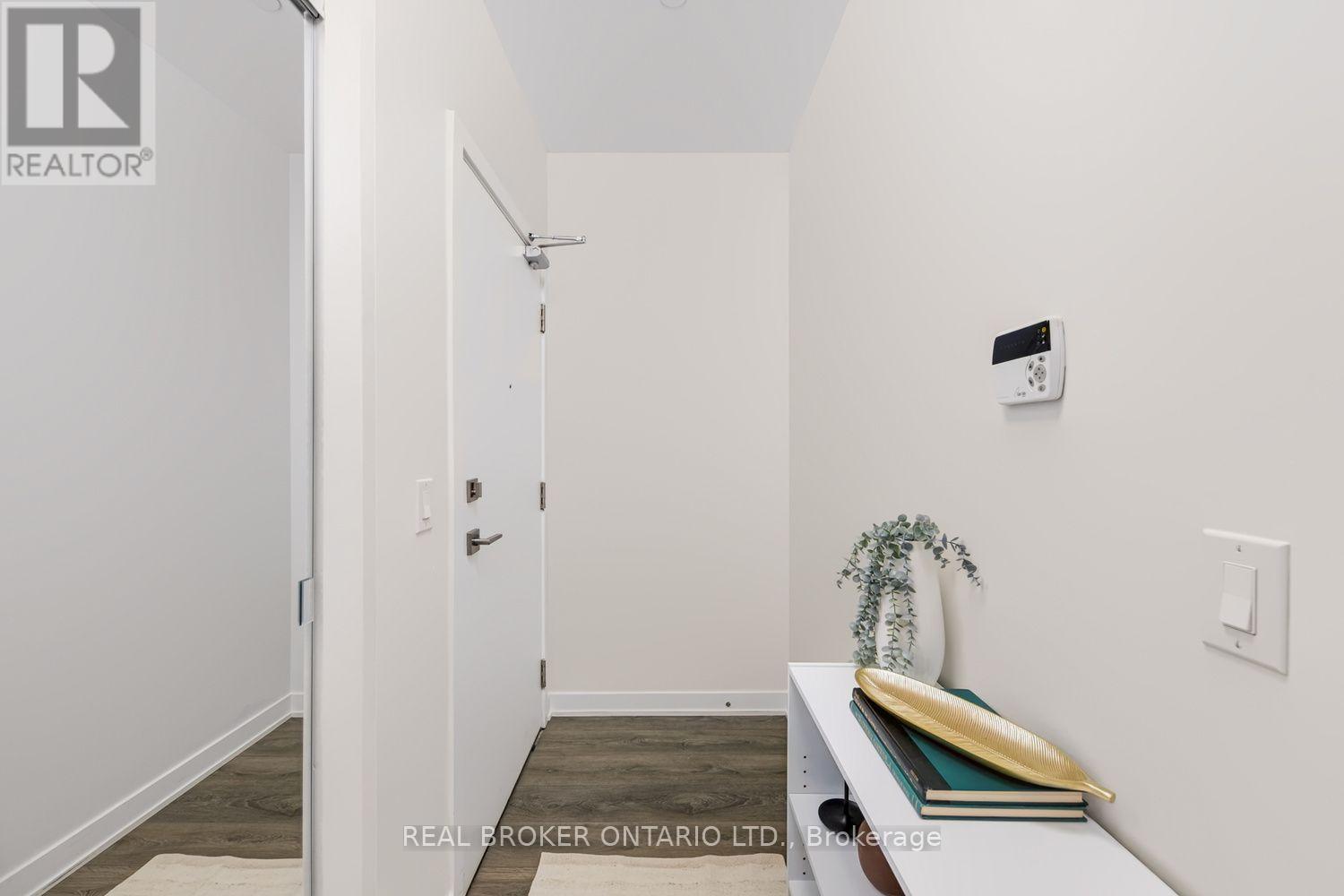 108 - 4633 Glen Erin Drive, Mississauga, Ontario L5M 7E1 - Photo 2 - W13586836