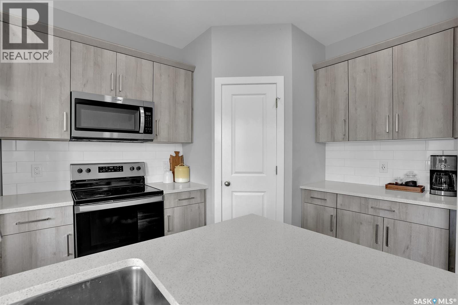 7945 Flax Avenue, Regina, Saskatchewan  S4Y 0E6 - Photo 7 - SK043127