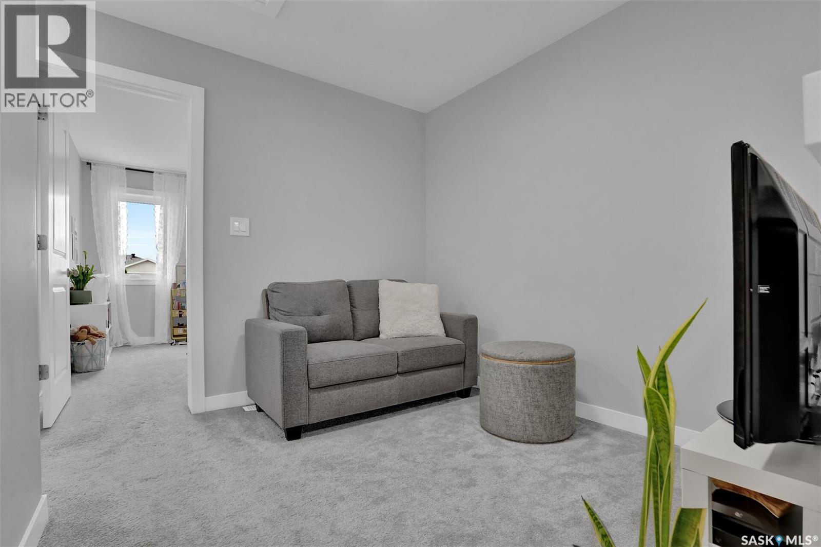 7945 Flax Avenue, Regina, Saskatchewan  S4Y 0E6 - Photo 9 - SK043127