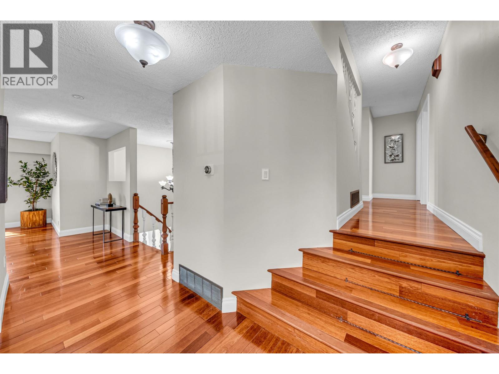 7347 Queenston Court, Burnaby, British Columbia  V5A 3M5 - Photo 32 - R3147963