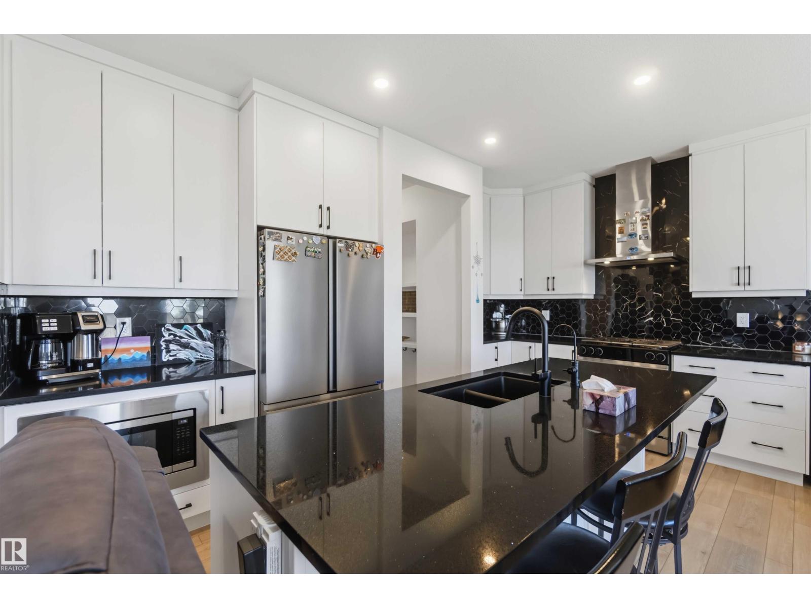 1070 Stoneside Rd, Sherwood Park, Alberta  T8H 3A1 - Photo 8 - E4498269