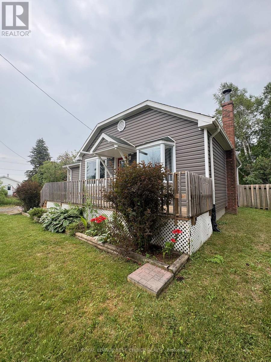106 King Street W, Englehart, Ontario  P0J 1H0 - Photo 5 - T13586948