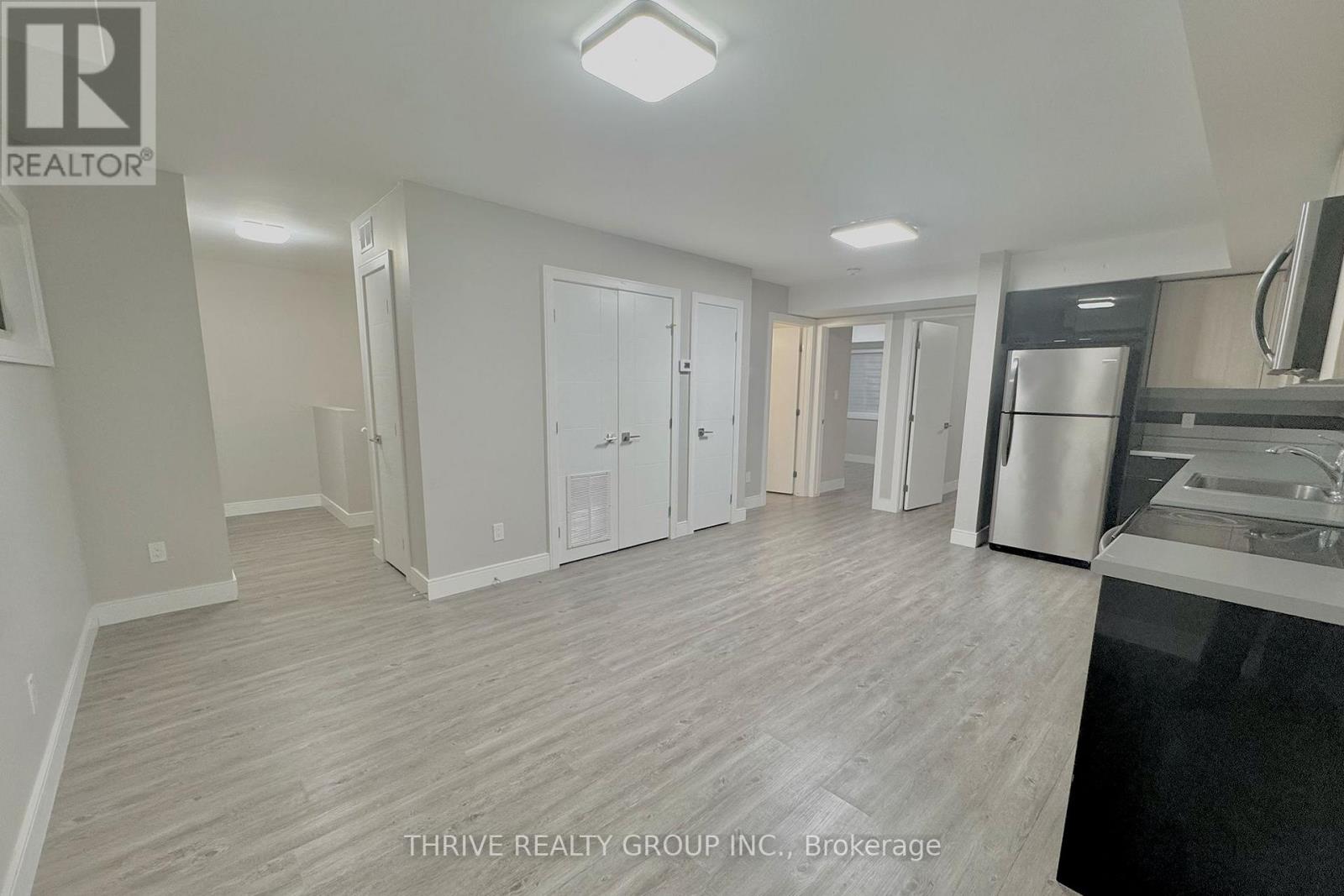 2 - 147 Pond Mills Road, London South, Ontario  N5Z 3X3 - Photo 6 - X13586944