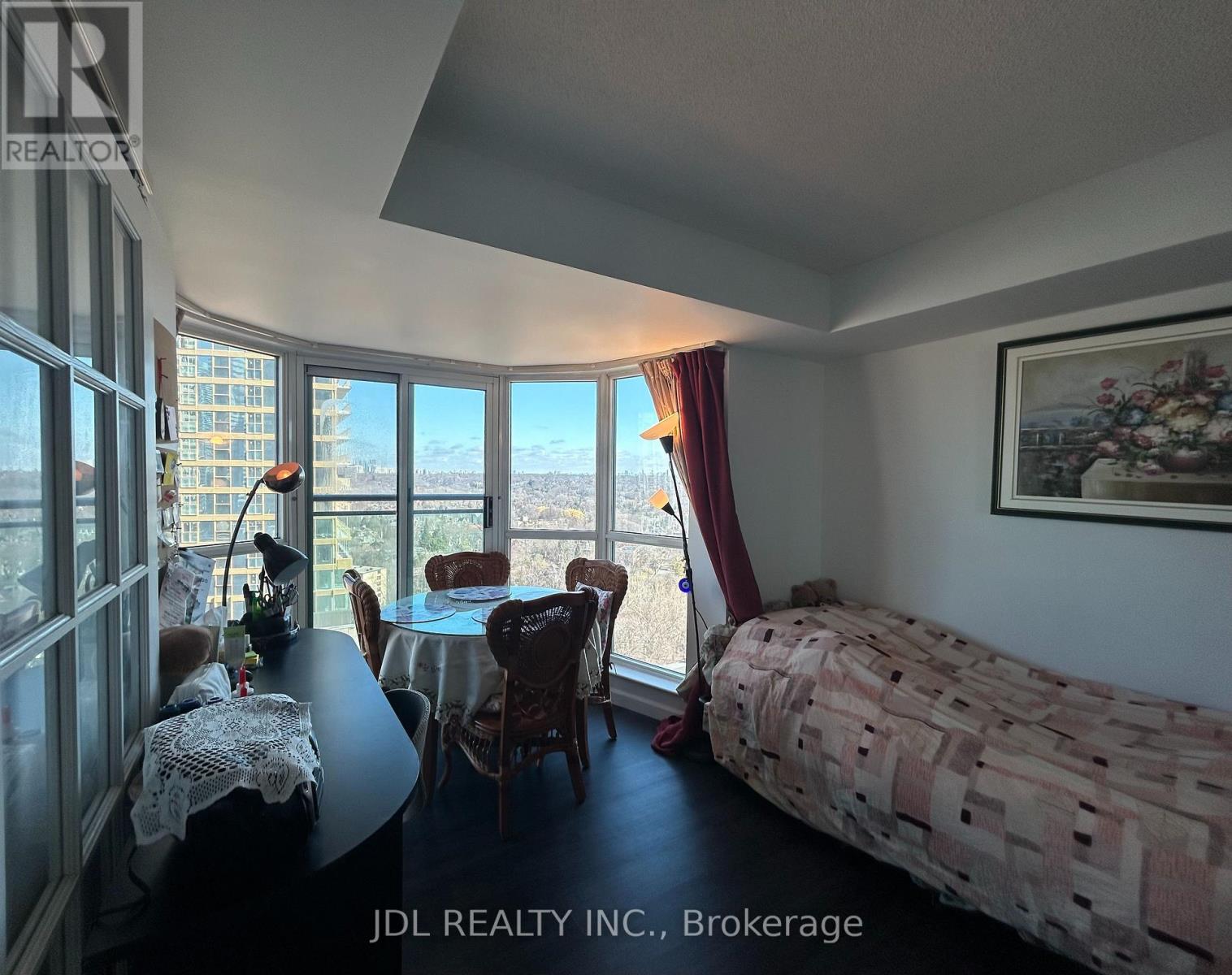 #2303 Unit A - 8 Park Rd Road, Toronto, Ontario  M4W 3S5 - Photo 3 - C13586882