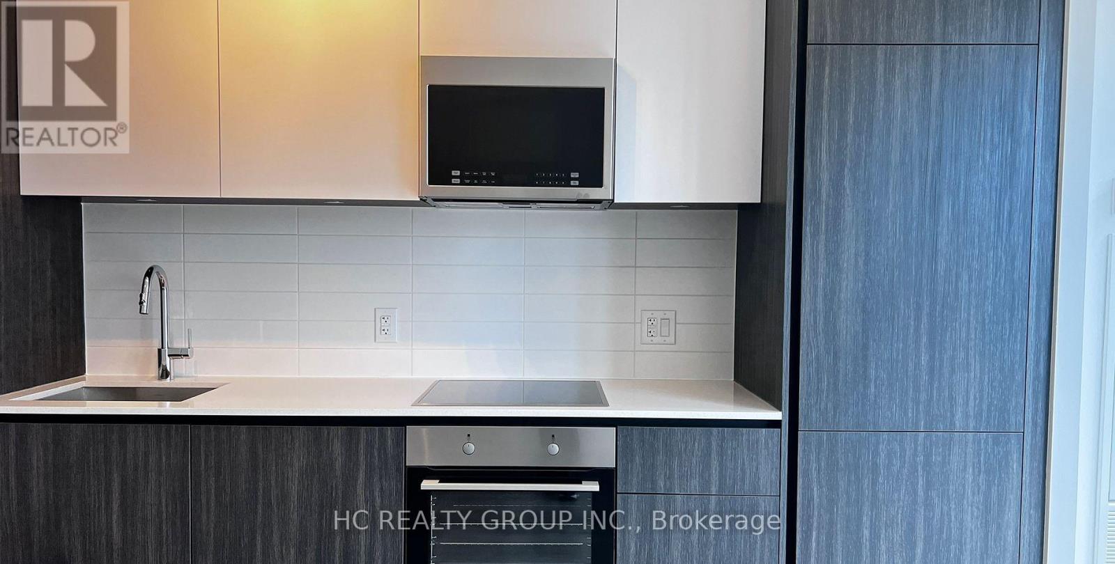 8 Widmer Street, Toronto, Ontario  M5V 0W6 - Photo 6 - C13586952