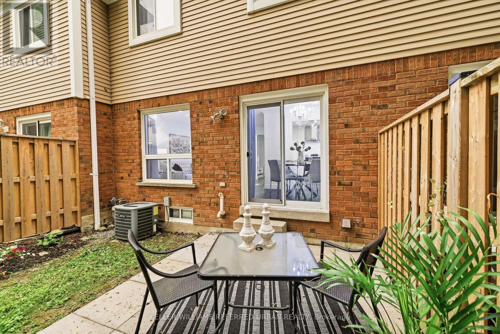 25 - 10 Bassett Boulevard, Whitby, Ontario  L1N 9C3 - Photo 39 - E13586932