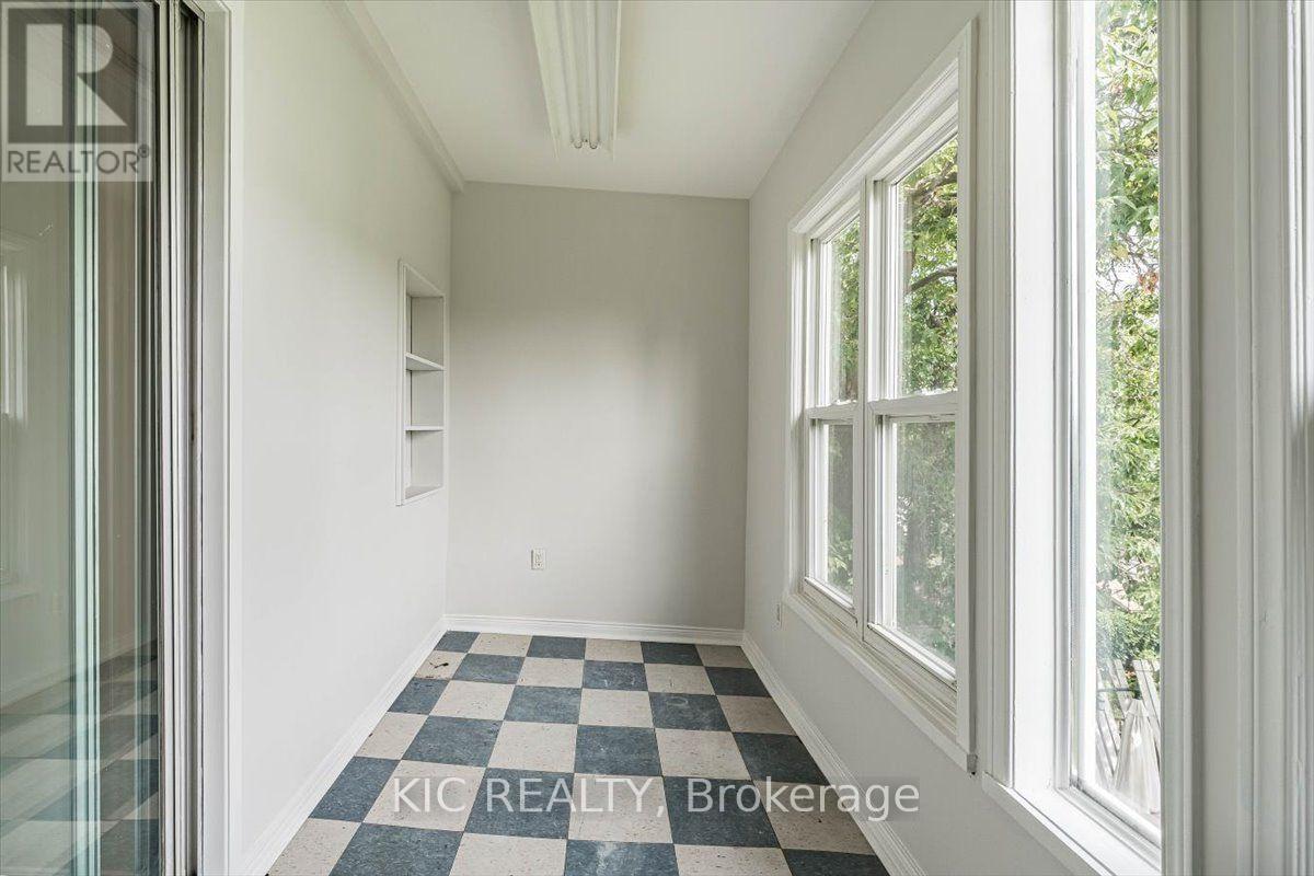 145 Boultbee Avenue, Toronto, Ontario  M4J 1B2 - Photo 25 - E13586968