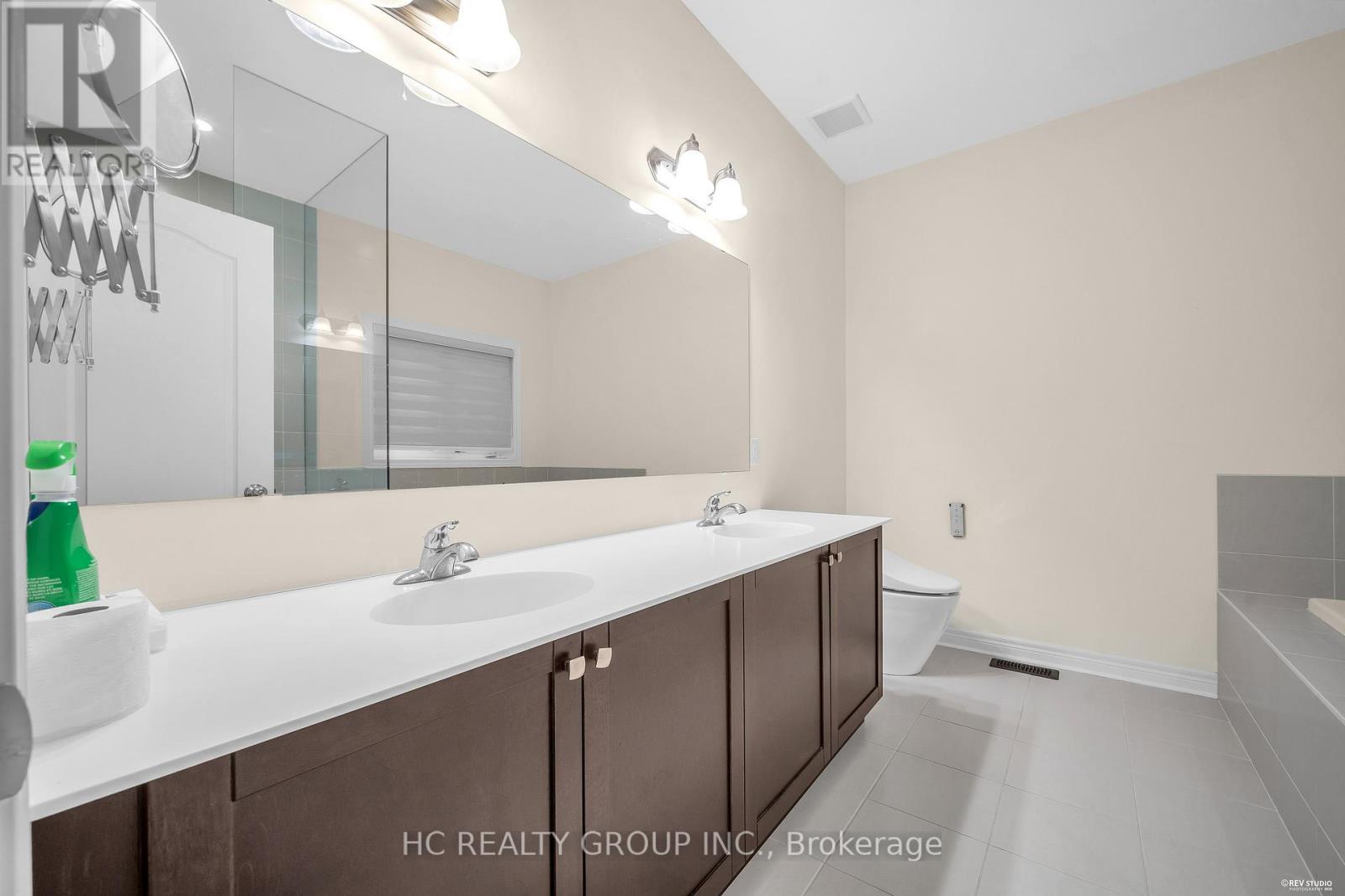 233 Butternut Ridge Trail, Aurora, Ontario  L4G 3P1 - Photo 19 - N13586896