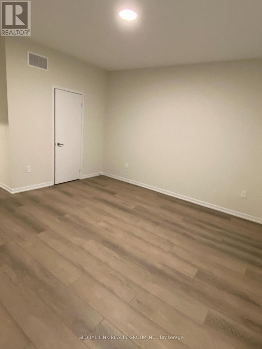 1466 19th Avenue S, Richmond Hill, Ontario  L4E 3R4 - Photo 3 - N13586908
