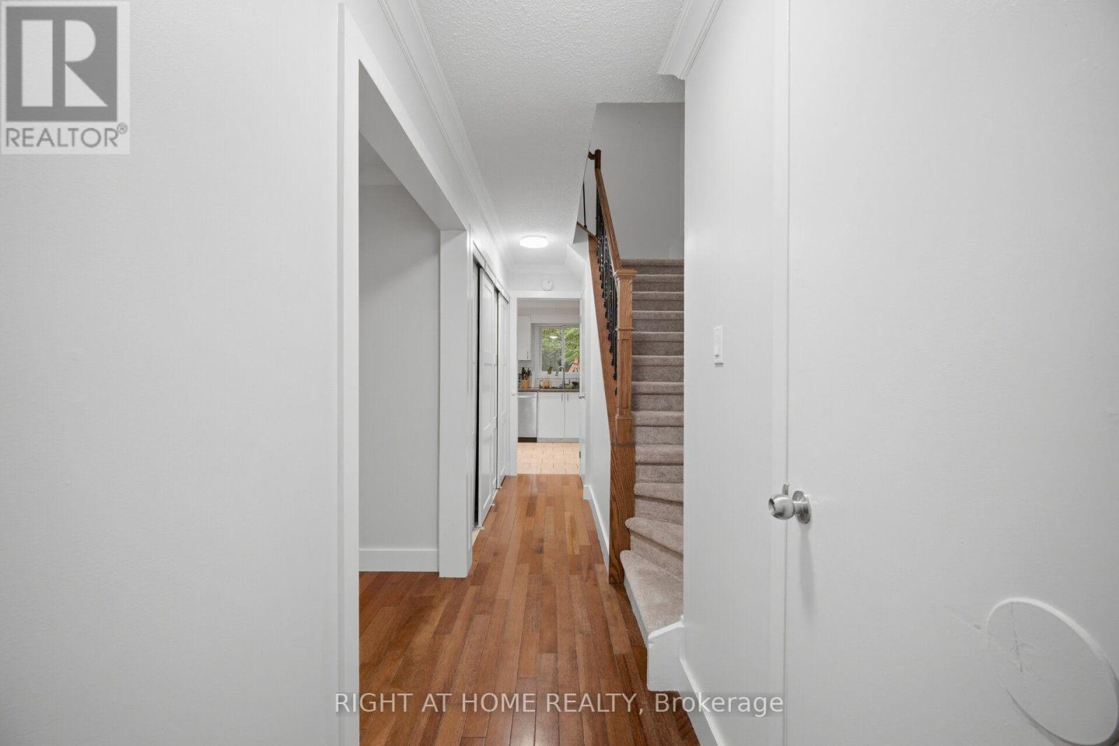 121 Bob O'link Avenue, Vaughan, Ontario  L4K 1H1 - Photo 13 - N13586930
