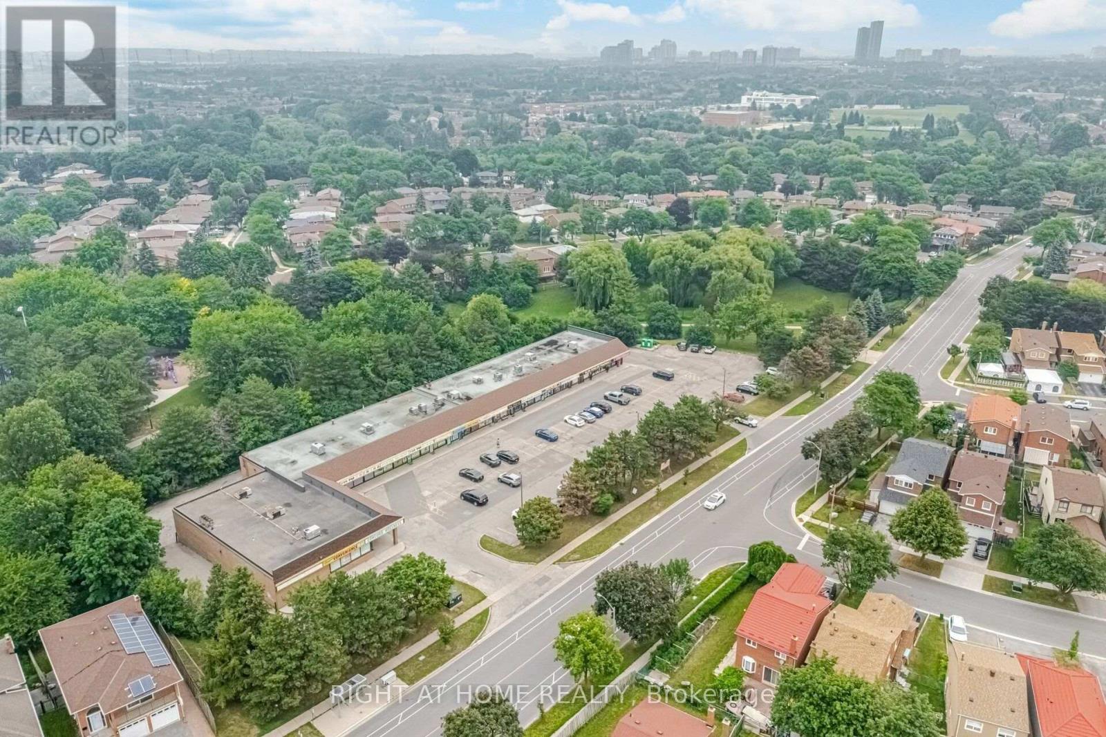 121 Bob O'link Avenue, Vaughan, Ontario  L4K 1H1 - Photo 42 - N13586930