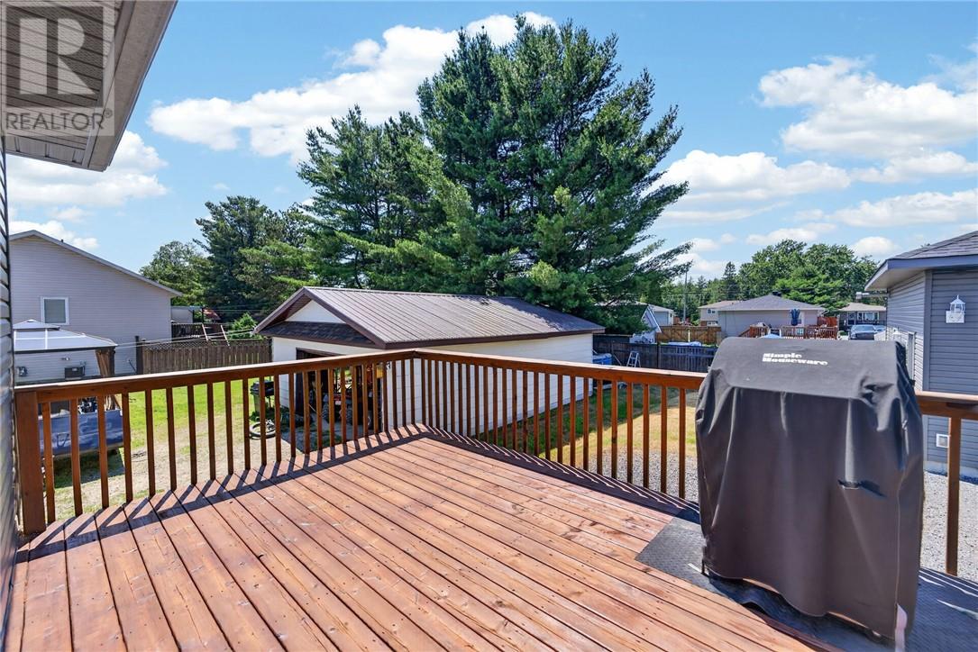 4225 Frost Avenue, Hanmer, Ontario  P3P 1E3 - Photo 24 - 2129046