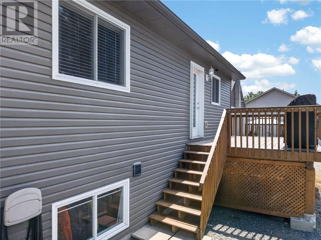 4225 Frost Avenue, Hanmer, Ontario  P3P 1E3 - Photo 28 - 2129046