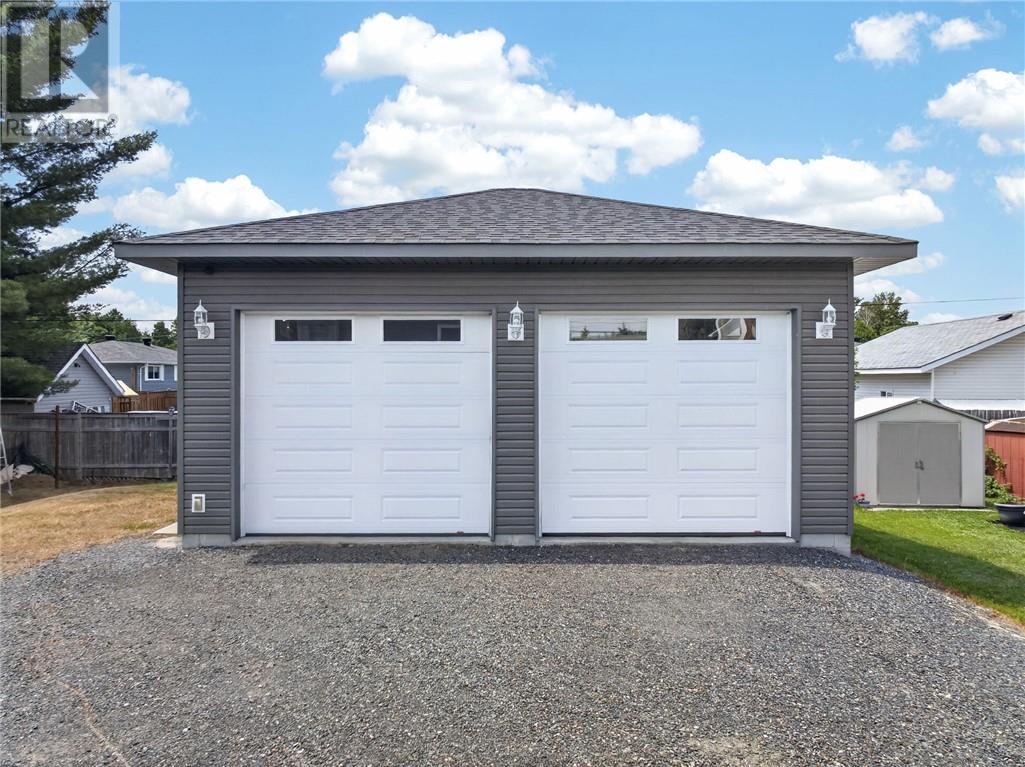 4225 Frost Avenue, Hanmer, Ontario  P3P 1E3 - Photo 66 - 2129046