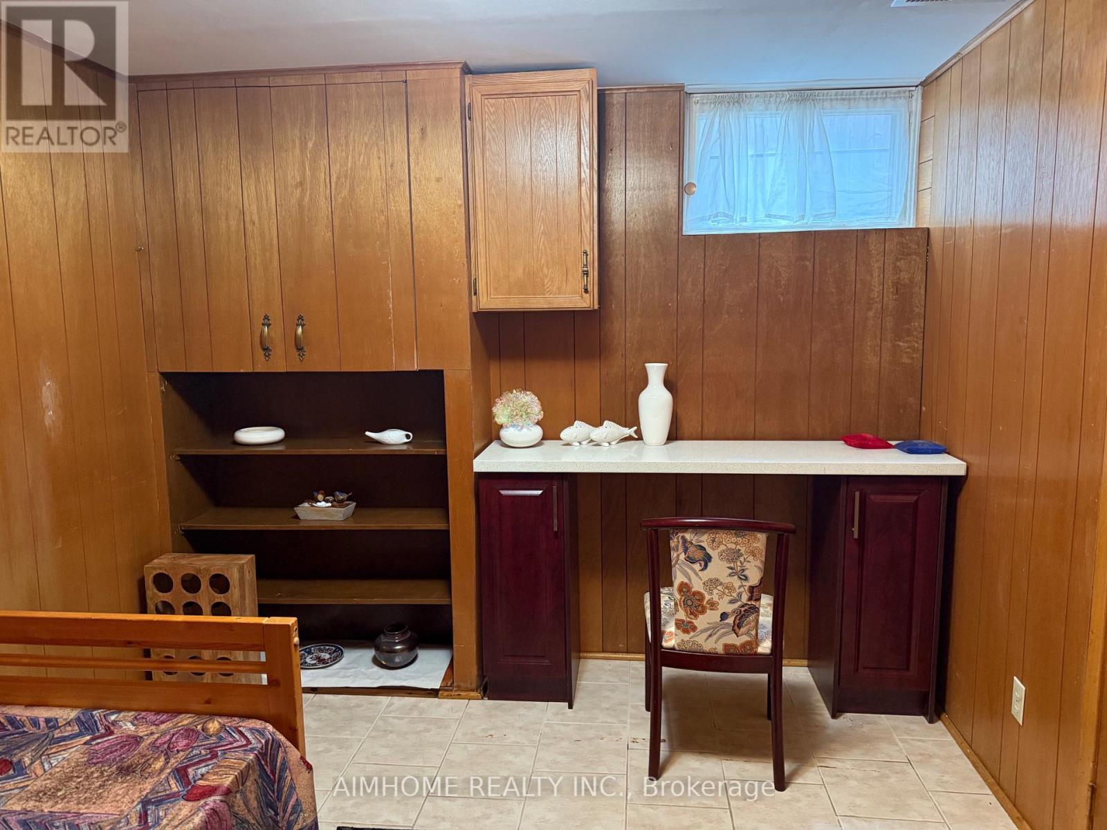 #3 Room - 72 La Rose Avenue, Toronto, Ontario  M9P 1B1 - Photo 3 - W13586888