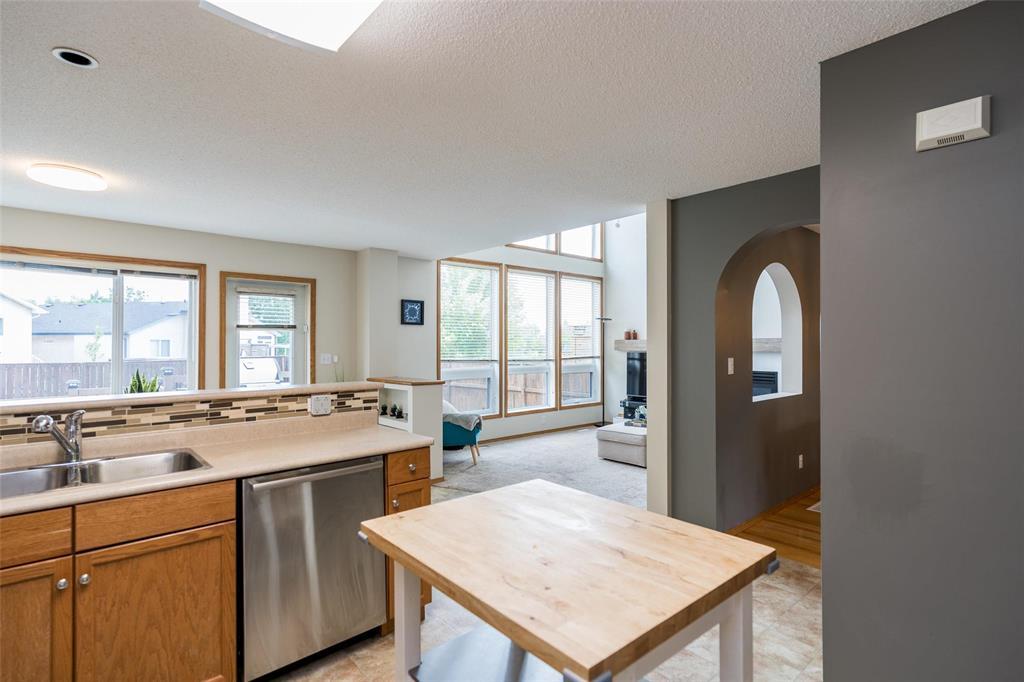 91 Braswell Bay, Winnipeg, Manitoba R3X 2C9 - Photo 15 - 202617193