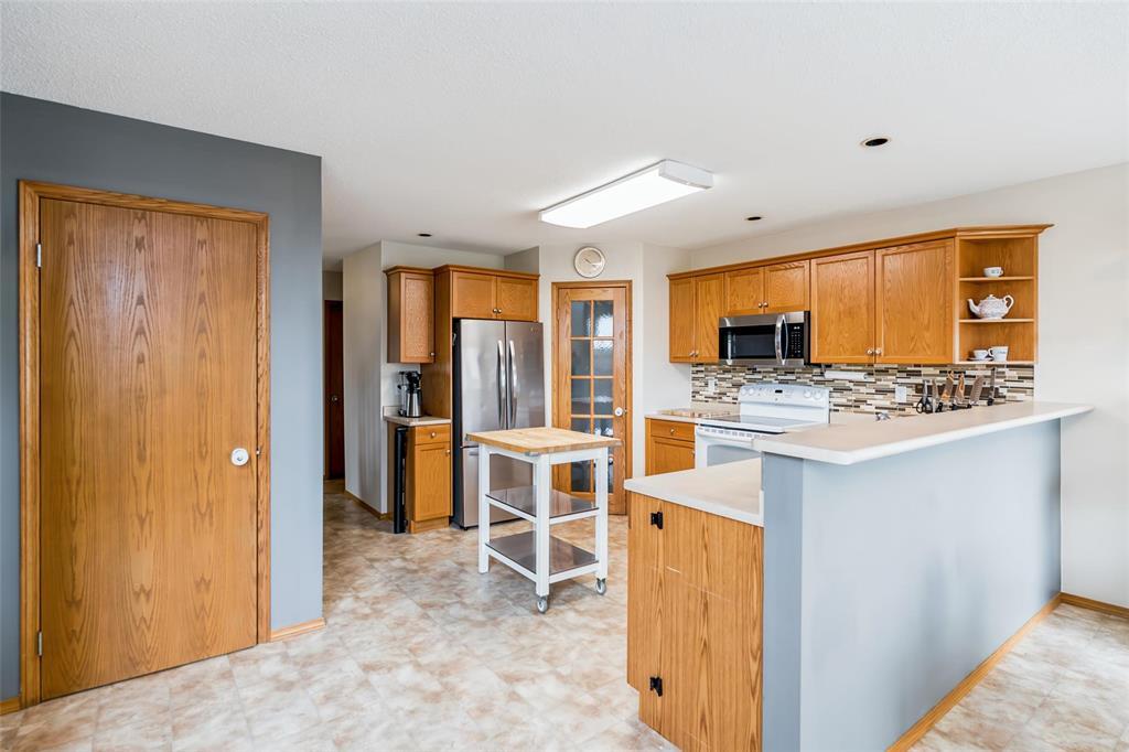 91 Braswell Bay, Winnipeg, Manitoba R3X 2C9 - Photo 16 - 202617193