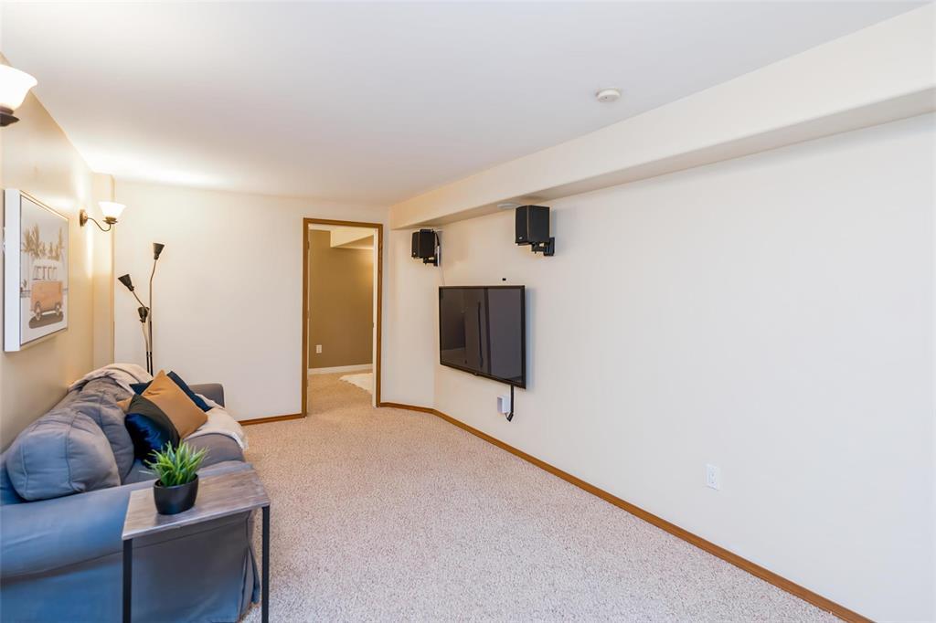 91 Braswell Bay, Winnipeg, Manitoba R3X 2C9 - Photo 38 - 202617193