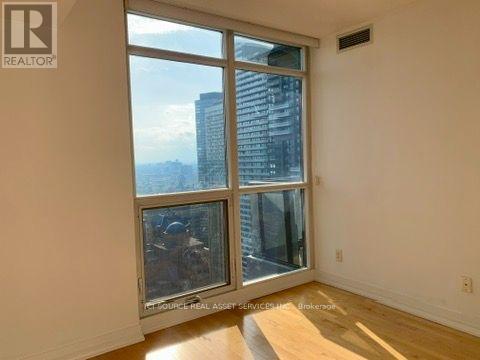 3601 - 21 Carlton Street, Toronto, Ontario  M5B 1L3 - Photo 7 - C13587030