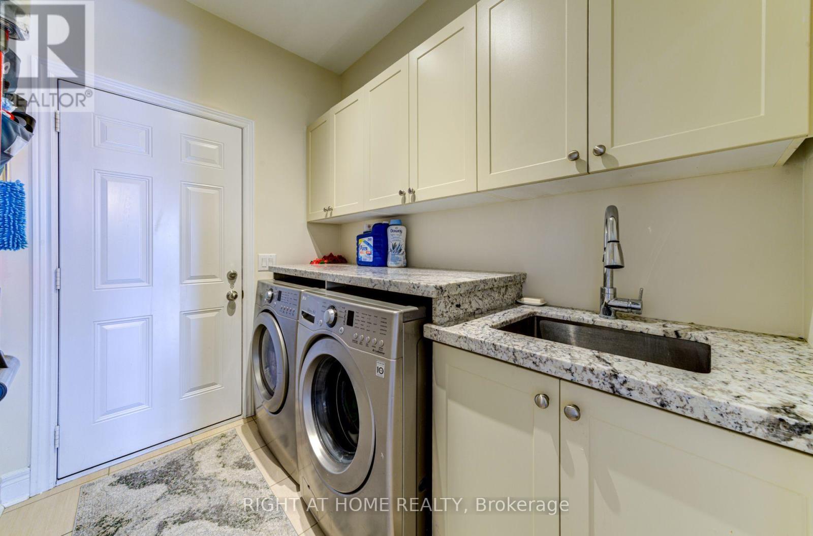 74 Royal Park Boulevard, Barrie, Ontario L4N 6M7 - Photo 20 - S13587016