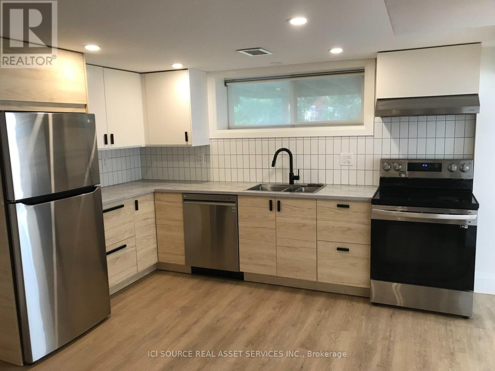 Lower Level - 69 Paulart Drive, Toronto, Ontario  M9B 3V8 - Photo 11 - W13586976