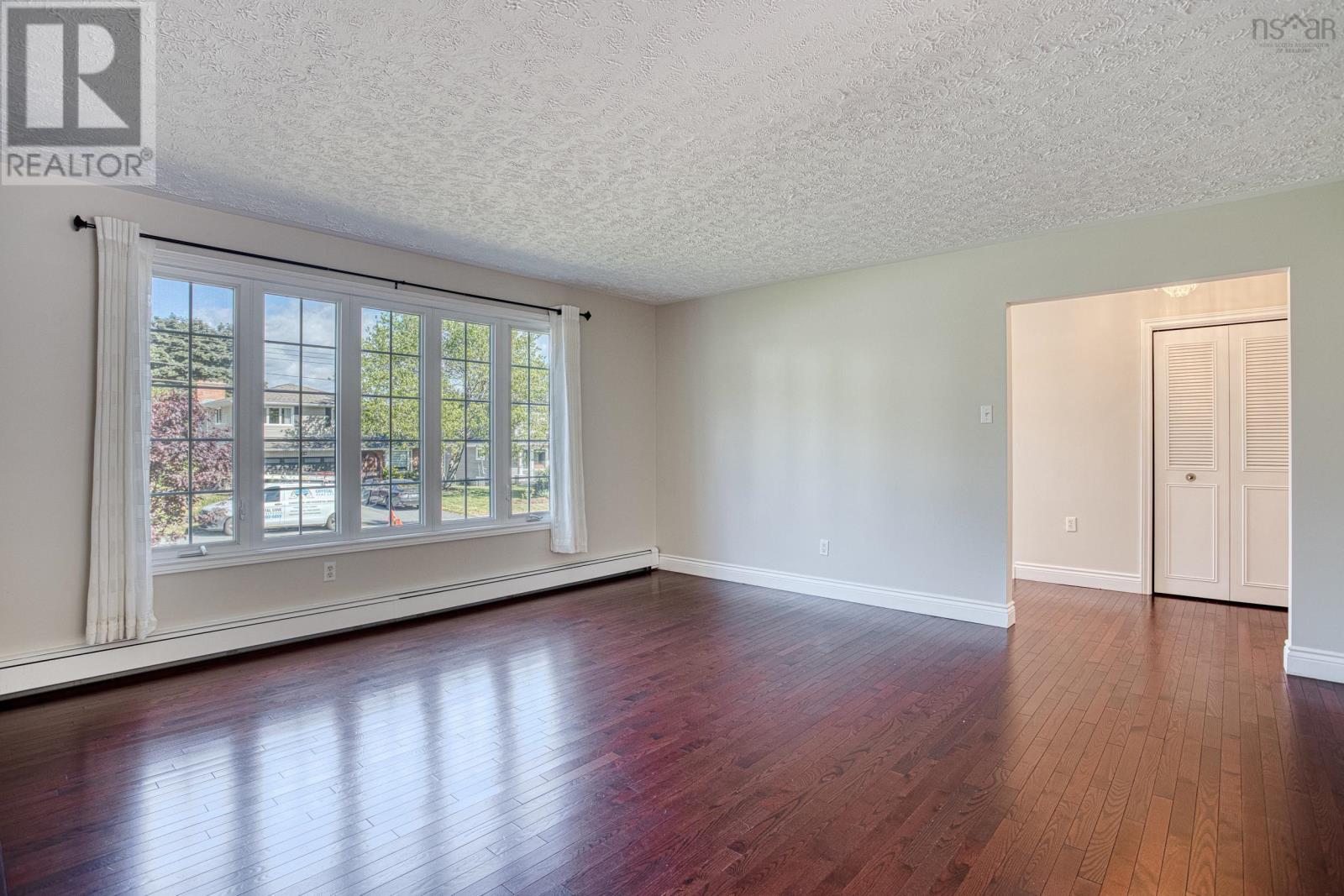9 John Brenton Drive, Dartmouth, Nova Scotia  B2X 2V6 - Photo 3 - 202618115