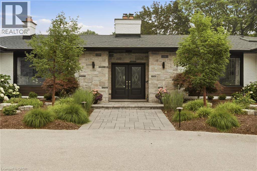 8 Squire Court, Waterloo, Ontario  N2J 4G8 - Photo 6 - 40849624