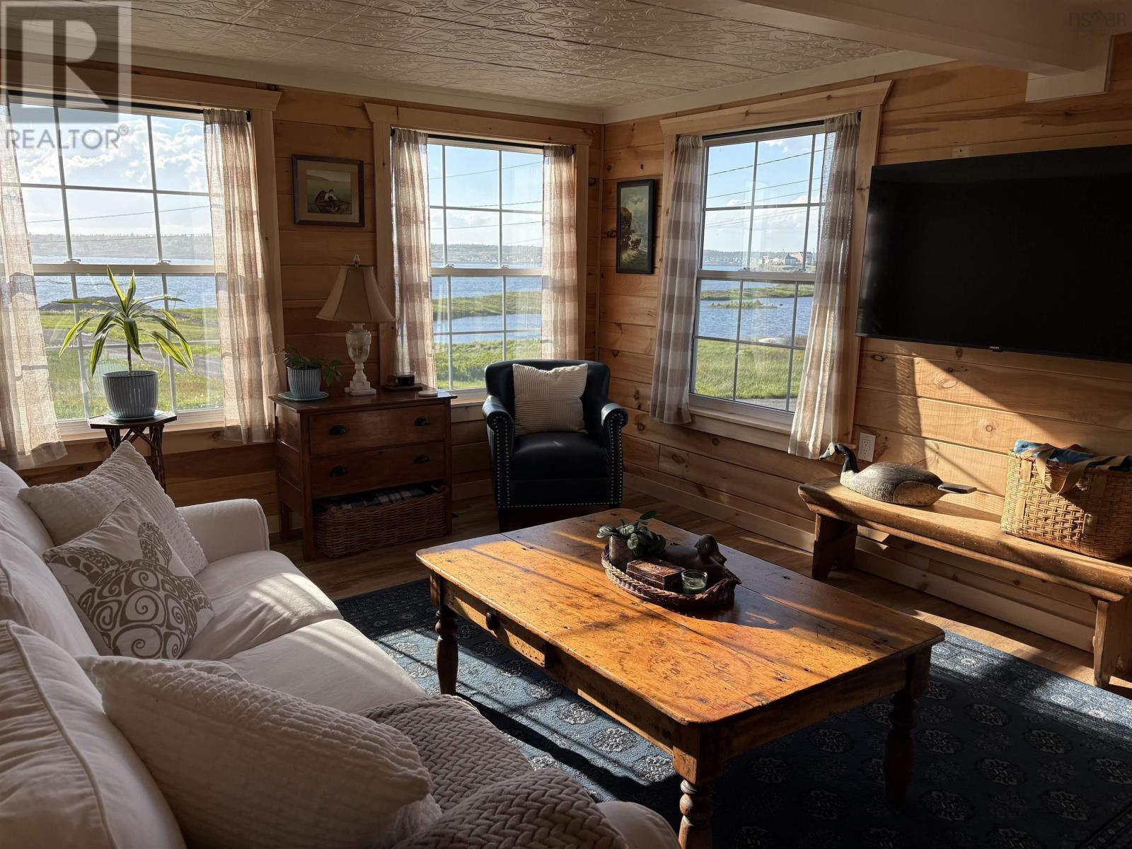 379 South Side Petit De Grat Road, Alderney Point, Nova Scotia  B0E 2L0 - Photo 13 - 202615117