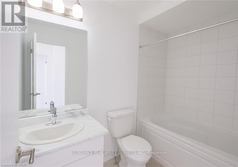 933 Amand Drive, Kitchener, Ontario N2E 3Y2 - Photo 13 - X13587076