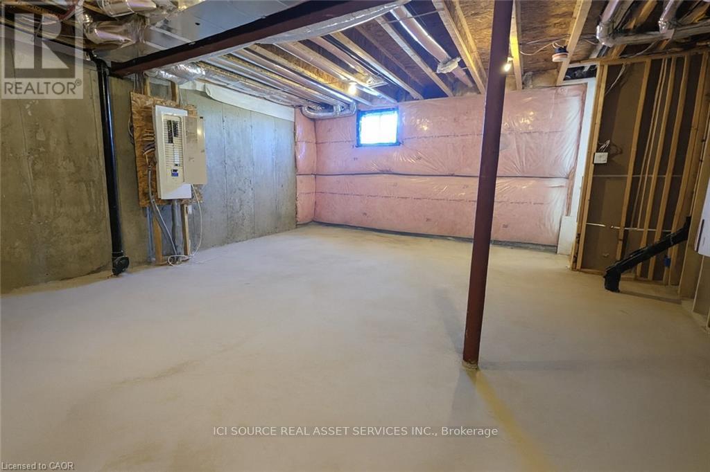 933 Amand Drive, Kitchener, Ontario N2E 3Y2 - Photo 14 - X13587076