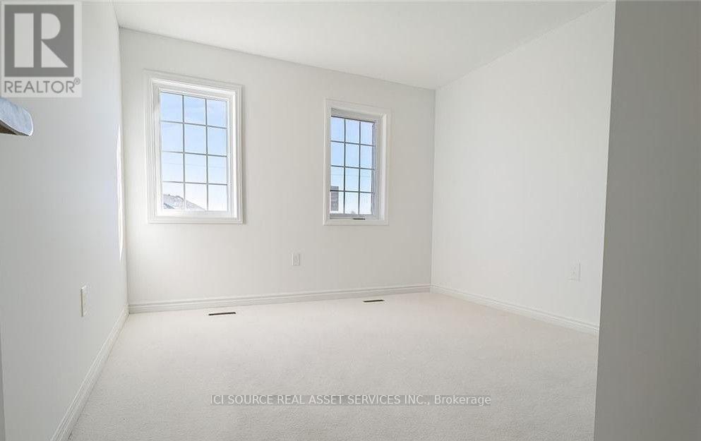 933 Amand Drive, Kitchener, Ontario N2E 3Y2 - Photo 15 - X13587076