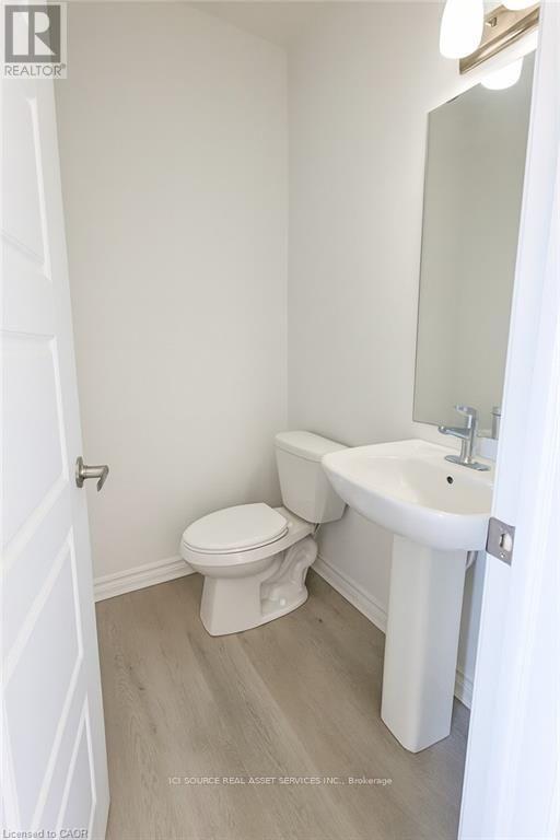 933 Amand Drive, Kitchener, Ontario N2E 3Y2 - Photo 8 - X13587076
