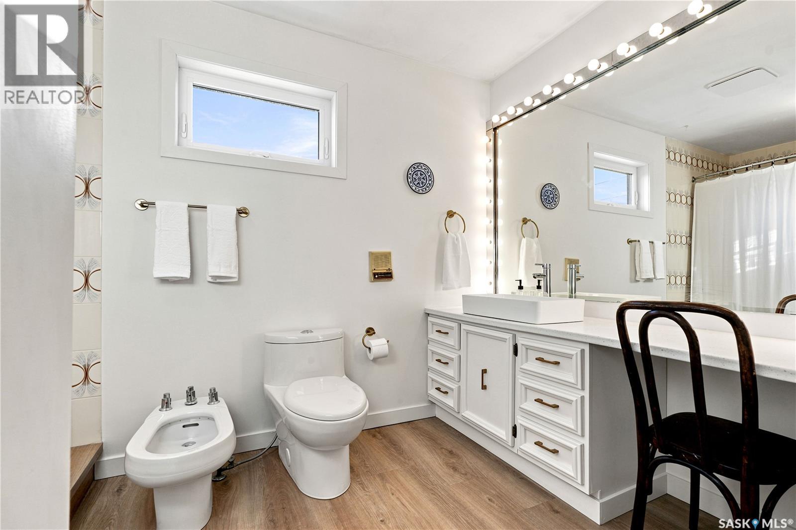 146 Highbury Place, Saskatoon, Saskatchewan  S7H 4X7 - Photo 30 - SK042825