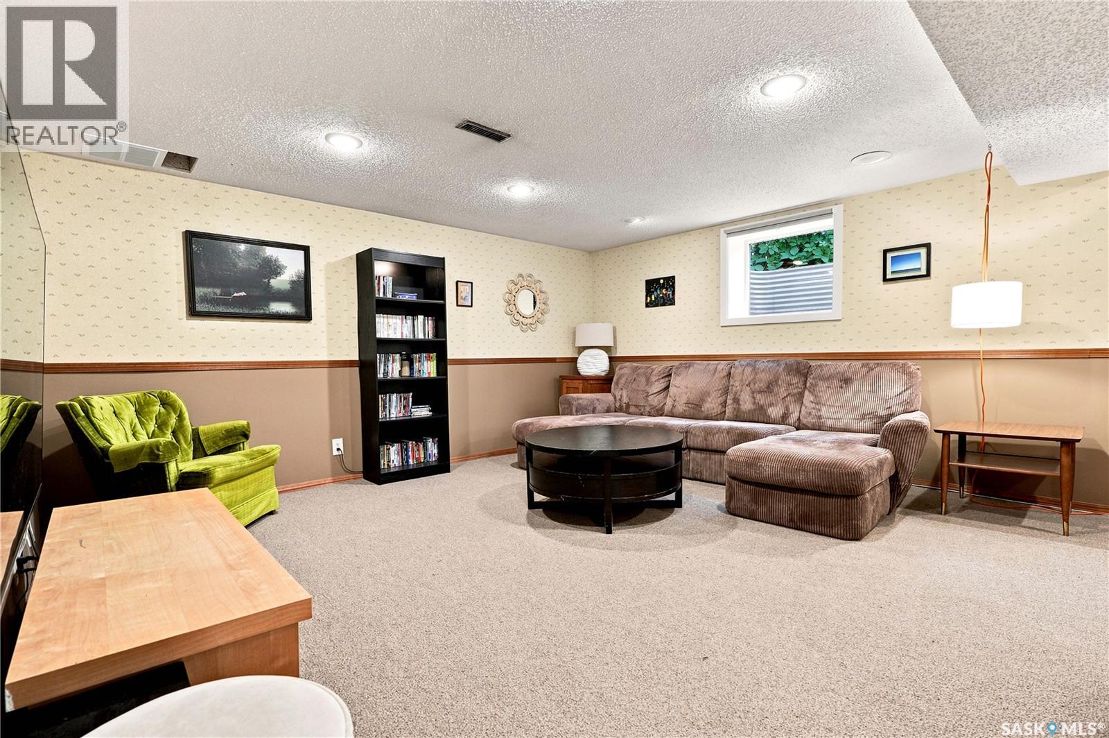 146 Highbury Place, Saskatoon, Saskatchewan  S7H 4X7 - Photo 35 - SK042825