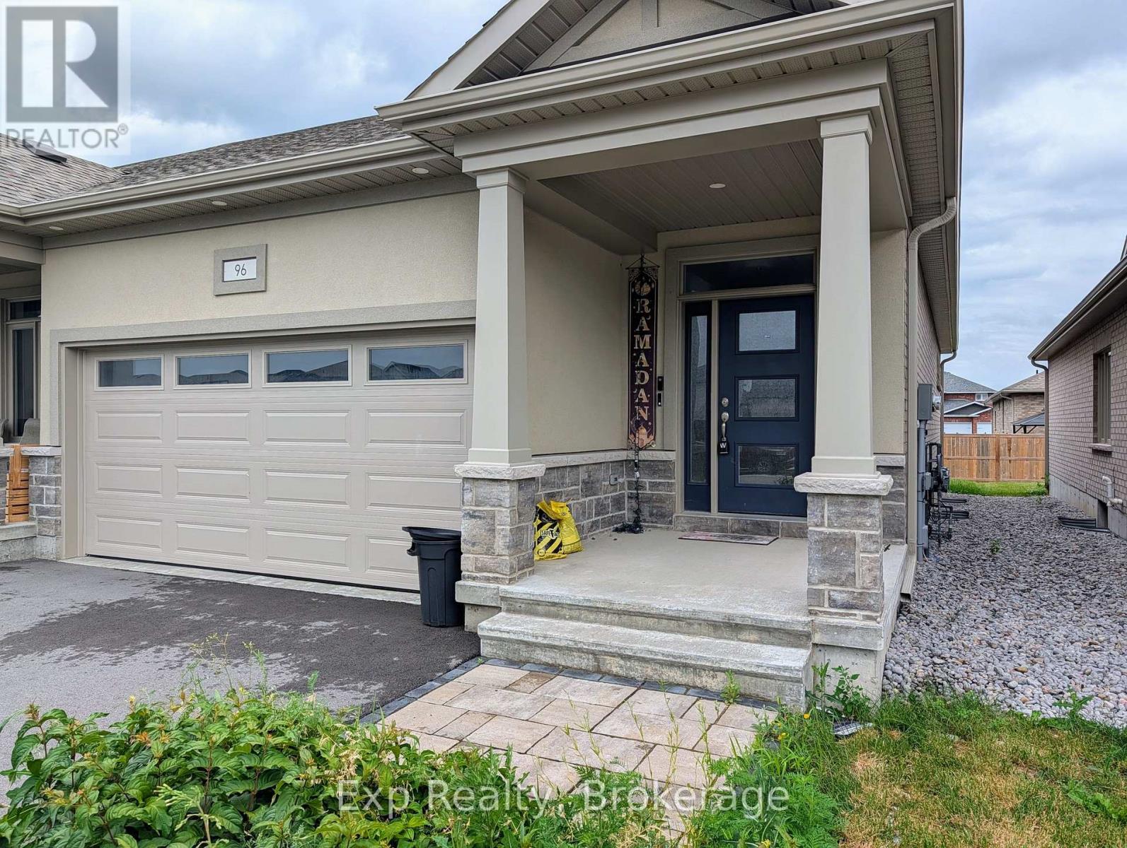 96 Athabaska Drive, Belleville, Ontario  K8N 0T2 - Photo 2 - X13587108