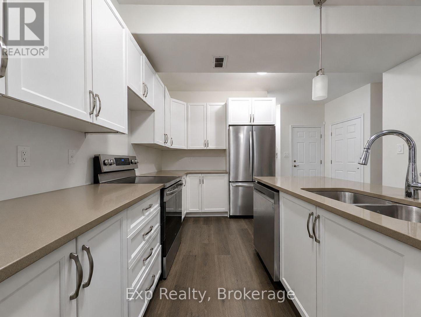 96 Athabaska Drive, Belleville, Ontario  K8N 0T2 - Photo 4 - X13587108