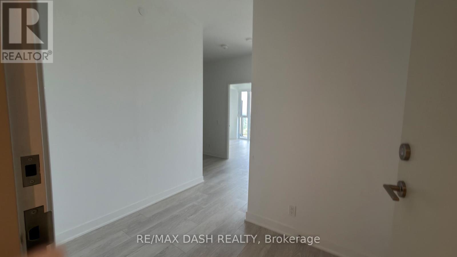 2201 - 10 Flavelle Trail, Vaughan, Ontario L4L 1V8 - Photo 8 - N13583210