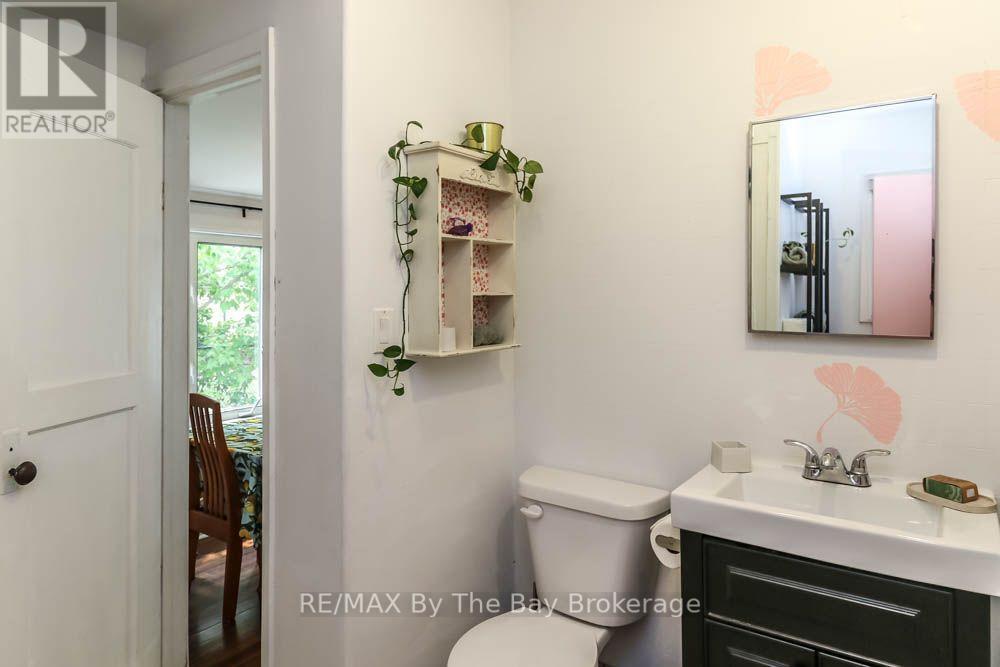 217 Dunkerron Avenue, Wasaga Beach, Ontario  L9Z 2G7 - Photo 33 - S13587204