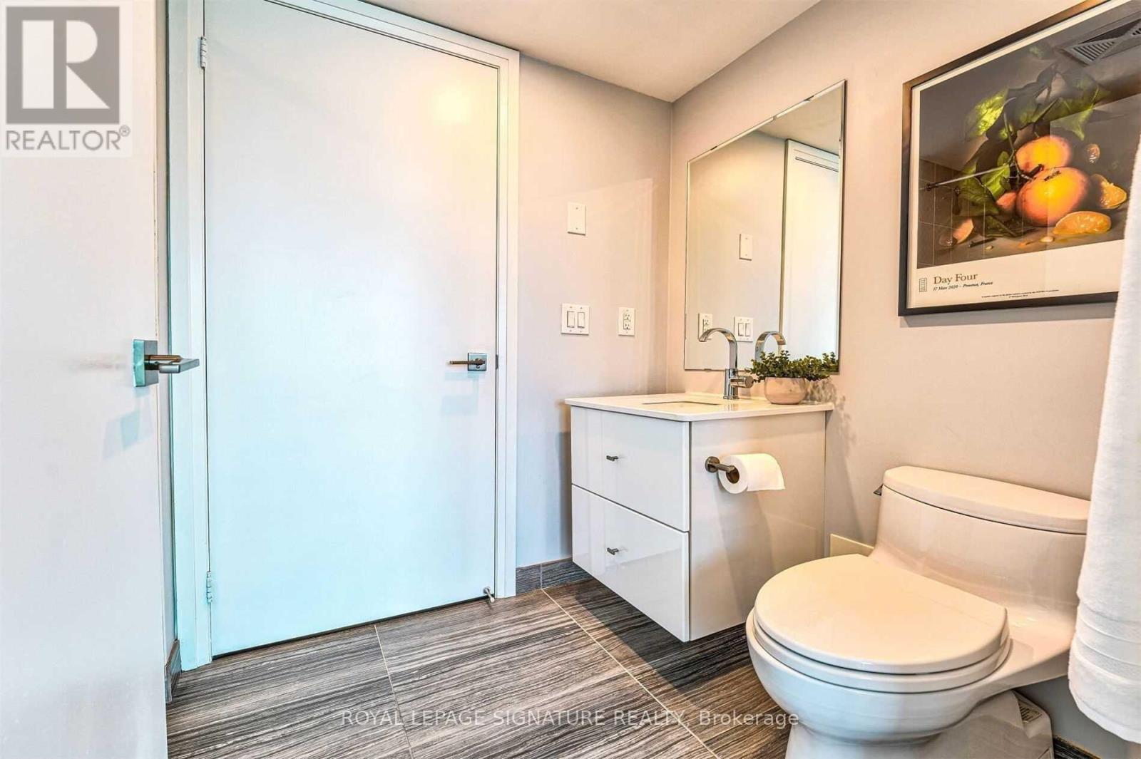 1209 W - 565 Wilson Avenue, Toronto, Ontario  M6S 4A8 - Photo 19 - C13587148