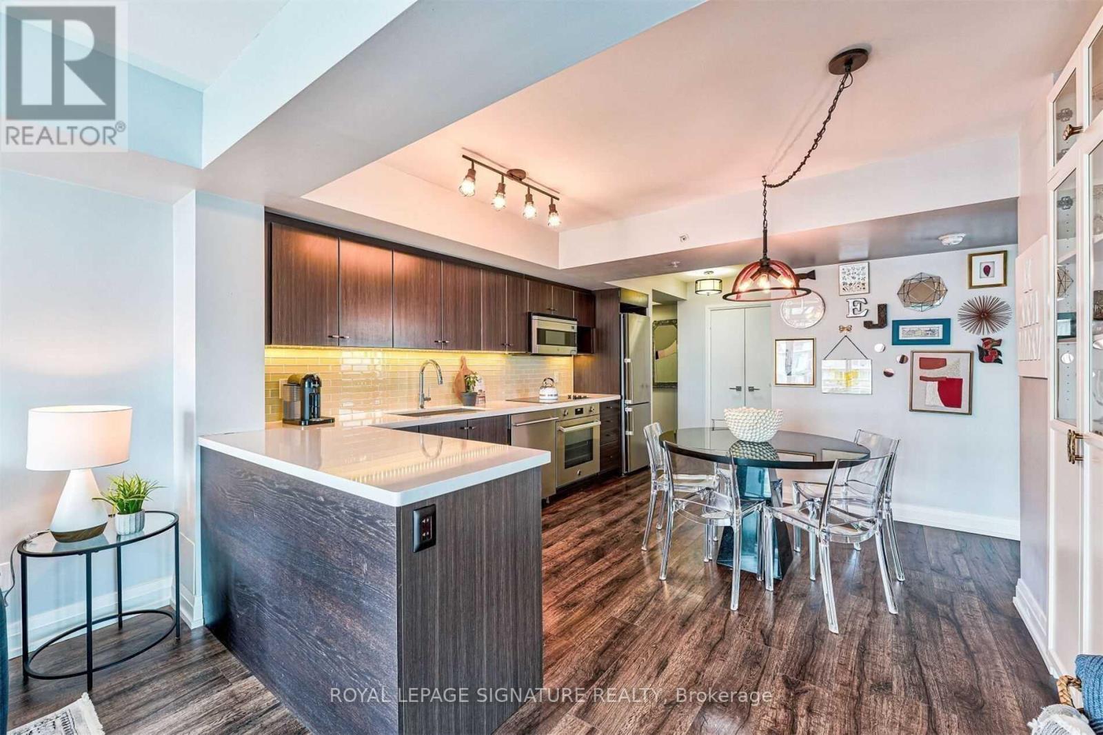 1209 W - 565 Wilson Avenue, Toronto, Ontario  M6S 4A8 - Photo 2 - C13587148