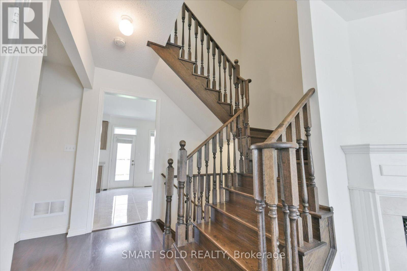 76 Christian Ritter Drive, Markham, Ontario  L6C 0V9 - Photo 12 - N13587170