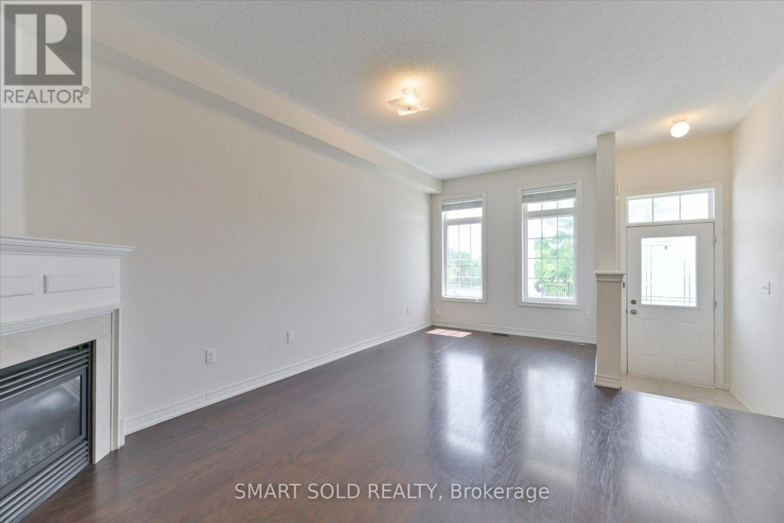 76 Christian Ritter Drive, Markham, Ontario  L6C 0V9 - Photo 3 - N13587170