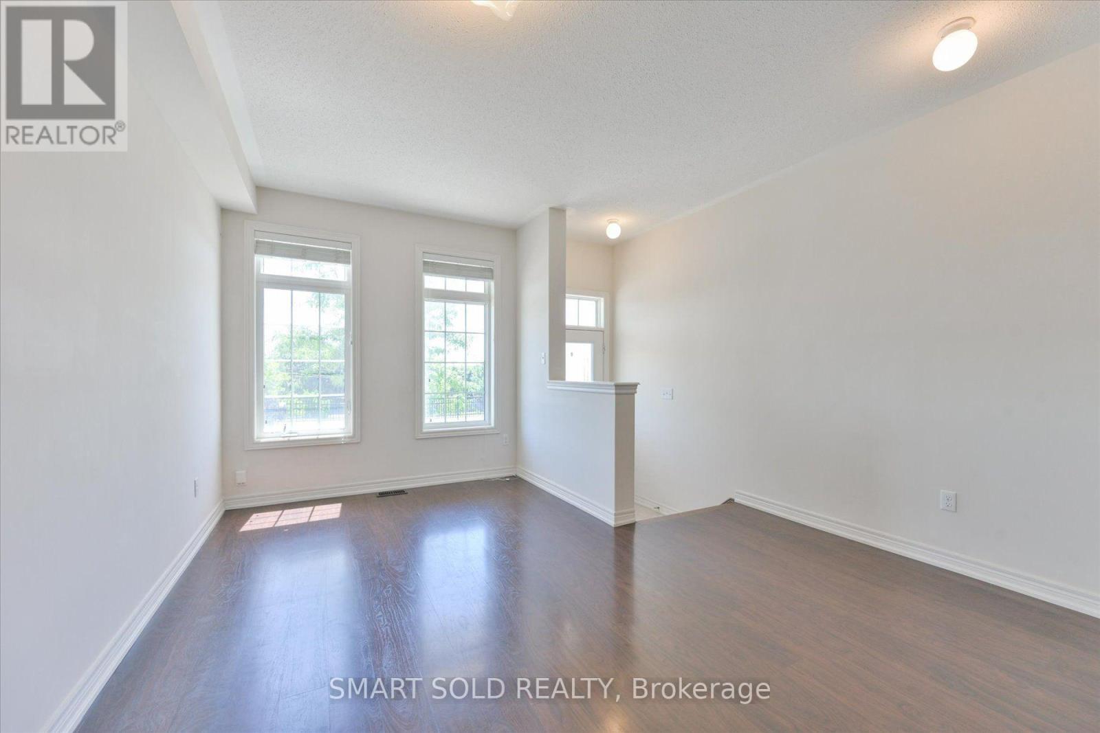 76 Christian Ritter Drive, Markham, Ontario  L6C 0V9 - Photo 4 - N13587170