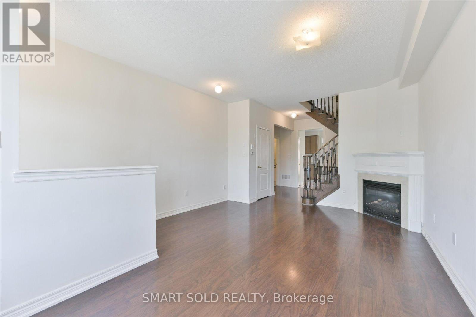 76 Christian Ritter Drive, Markham, Ontario  L6C 0V9 - Photo 5 - N13587170